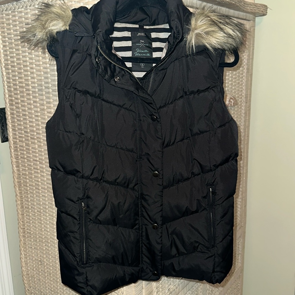 GAP Hooded/ Faux Fur, vest, Black, L, LN